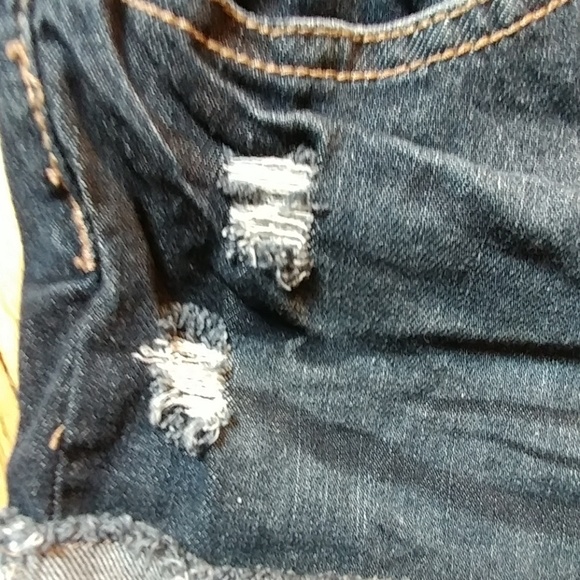 Mossimo Supply Co. jean shorts size 11 - Picture 3 of 7